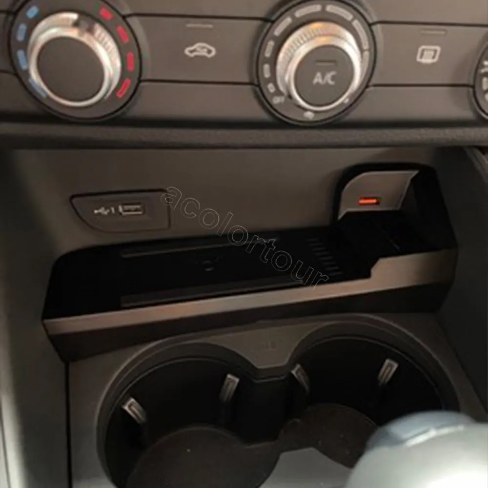 

Phone holder wireless charging pad for Audi A3 8V S3 2014-2020 15W car charger socket fast charge interior accessories