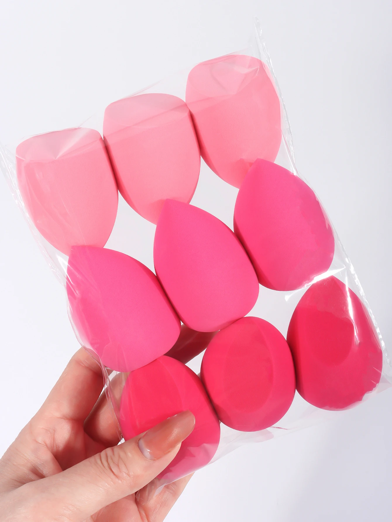 9 Makeup Sponges Become Larger When Exposed to Water Does Not Contain Latex Suitable for All Skin