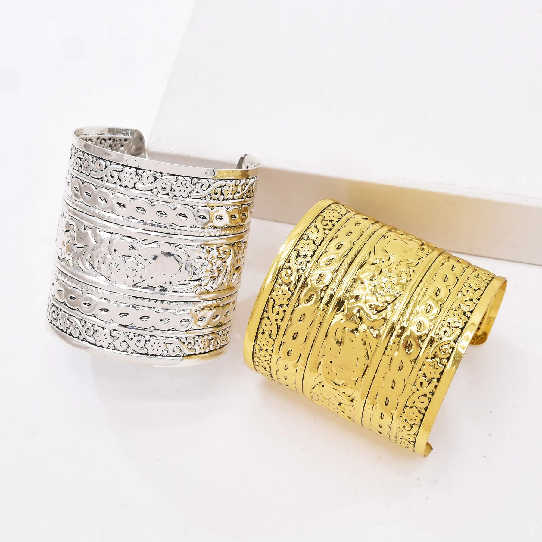 Gold/Silver Plated Alloy Carved Wide Cuff Bracelet Adjust Women's Open Cuff Bangle Fashion Gothic Ethnic Punk Style Bracelet