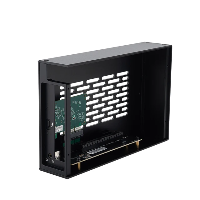 노트북의 기능성 확장을 위한 썬더볼트 3 PCI-E 확장 박스