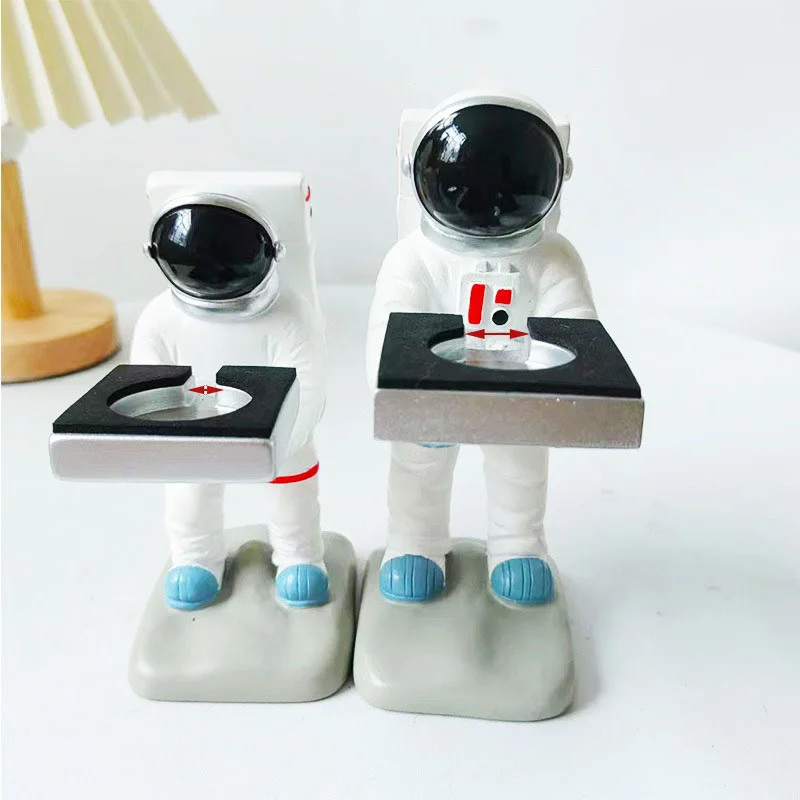 Creative Astronaut Apple Watch Charge Stand Support Iwatch Wireless Charging Dock Holder Table Watches Storage Display Bracket
