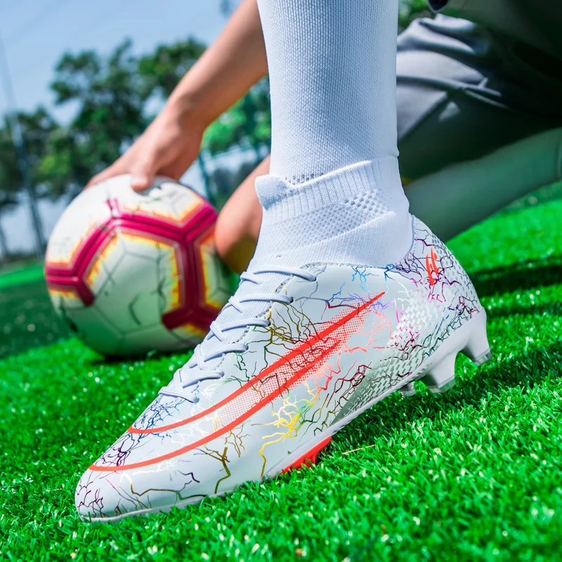

Men Professional Society Football Boot Free Shipping Turf Training Futsal Court Football Boot Children Soccer Shoes for Kids