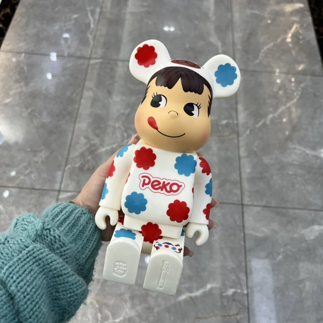 

Bearbrick 400% Flower Milk Girl Cartoon Anime Desktop Area Wooden Bear 28cm Height Gift Doll Collection Figure