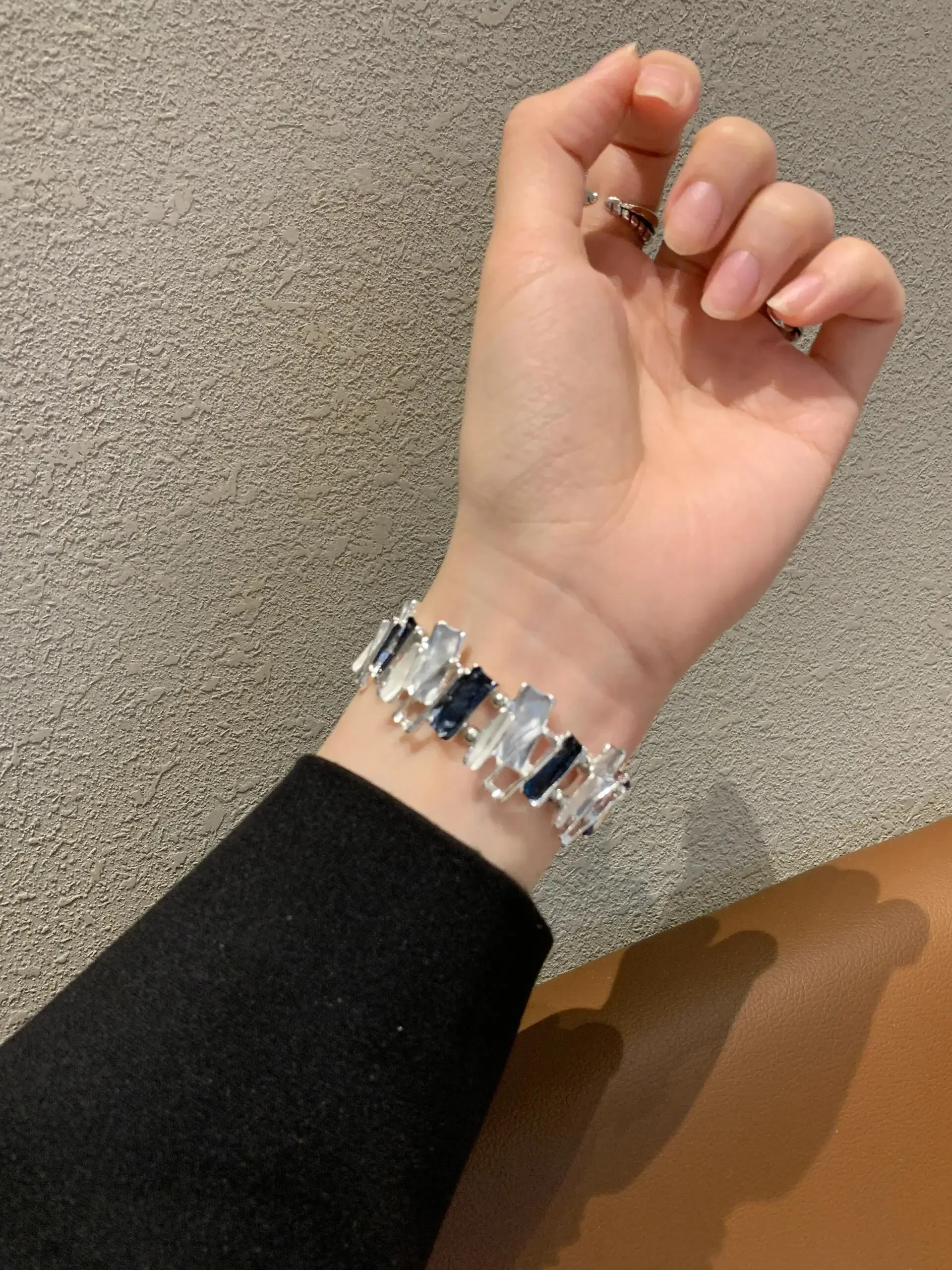 Elastic Force Bracelet for Smartwatch Strap
