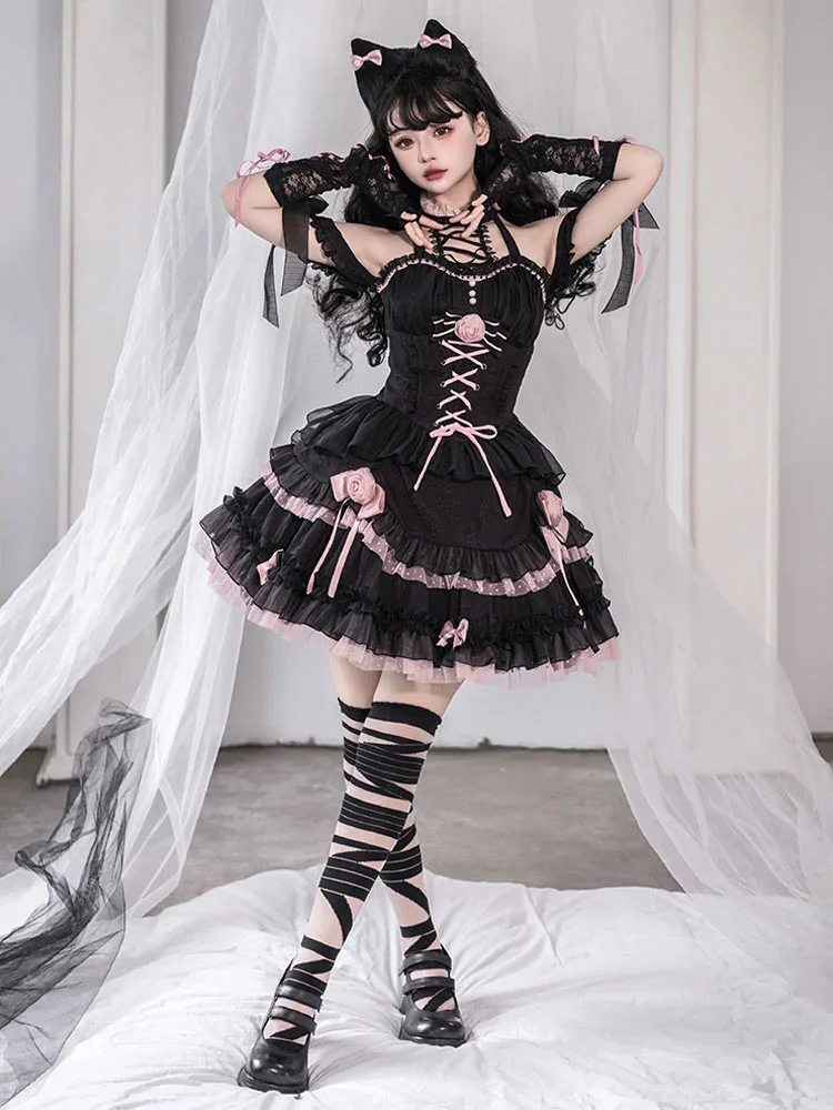Lolitascastle ゴシックロリータレースアップドレス、ブラックハンギングネックスタイル、ドール感、ダークガールのセクシーなサスペンダー - AliExpress  200000532