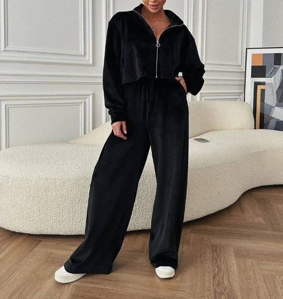 Two Piece Set Women Outfit Autumn Fashion Velvet Casual Long Sleeve Lapel Crop Zipper Jacket & Elastic Waist Wide Leg Pants Set velvet sparkly women suits 2 piecces sequins formal one button blazer pants peaked lapel plus size tailored mother of the bride