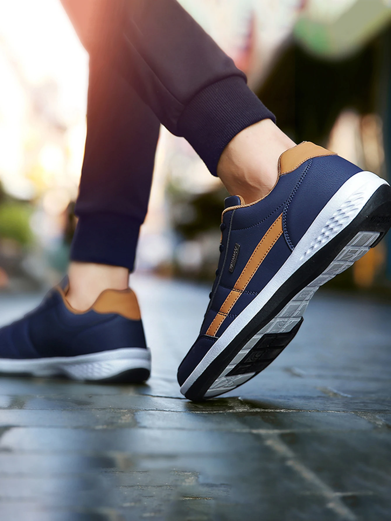 Fashion Casual Men Walking Shoes Comfortable Versatile Badminton Training Shoes Lightweight Men PU Leather Outdoor Sports badminton shoes