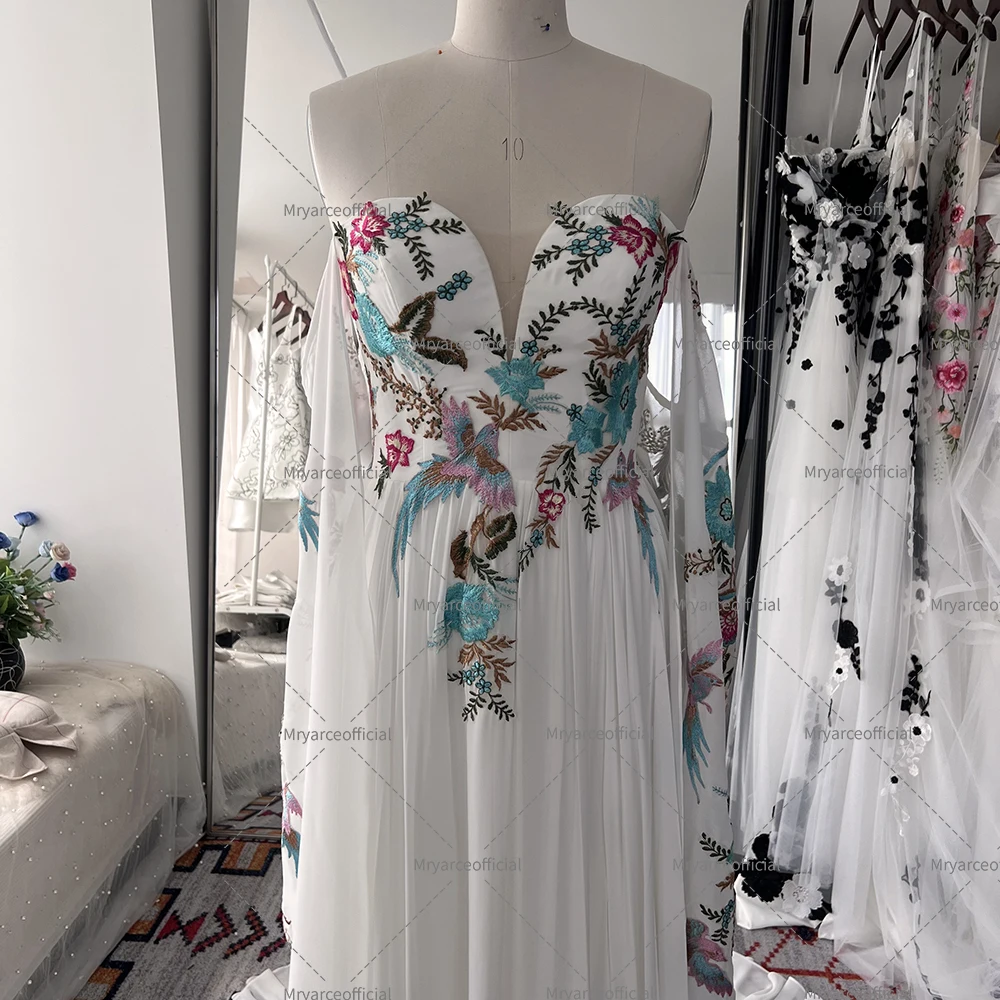 Mryarce farbige Stickerei, lange Flügel, abnehmbare Ärmel, seitlicher Schlitz, Chiffon, A-Linie, Brautkleider – Detail 10