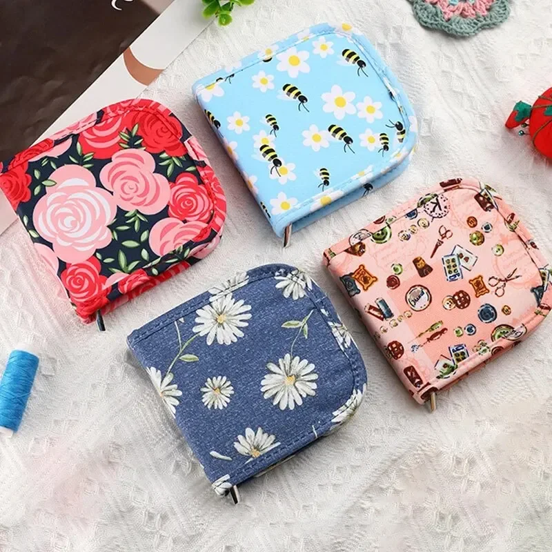 1 Piece Needle Sewing Kit Hand Knitting Accessories Organiser Multifunctional Fashionable and Beautiful