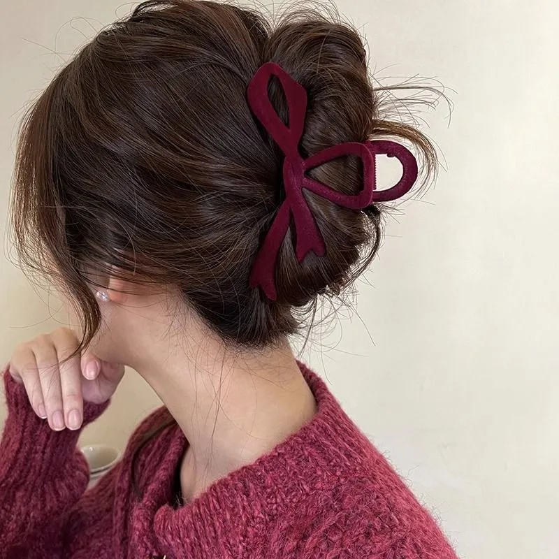 Ladies Velvet Bow Hair Clip with Hollow-Out Tassel Design - Elegant & Sweet All-Day Hair Claw for School, Parties,and Daily Wear
