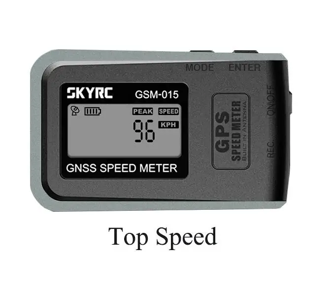 SkyRC GSM-015 GPS Logger monté sur un drone de course, prêt à enregistrer les données de vol.