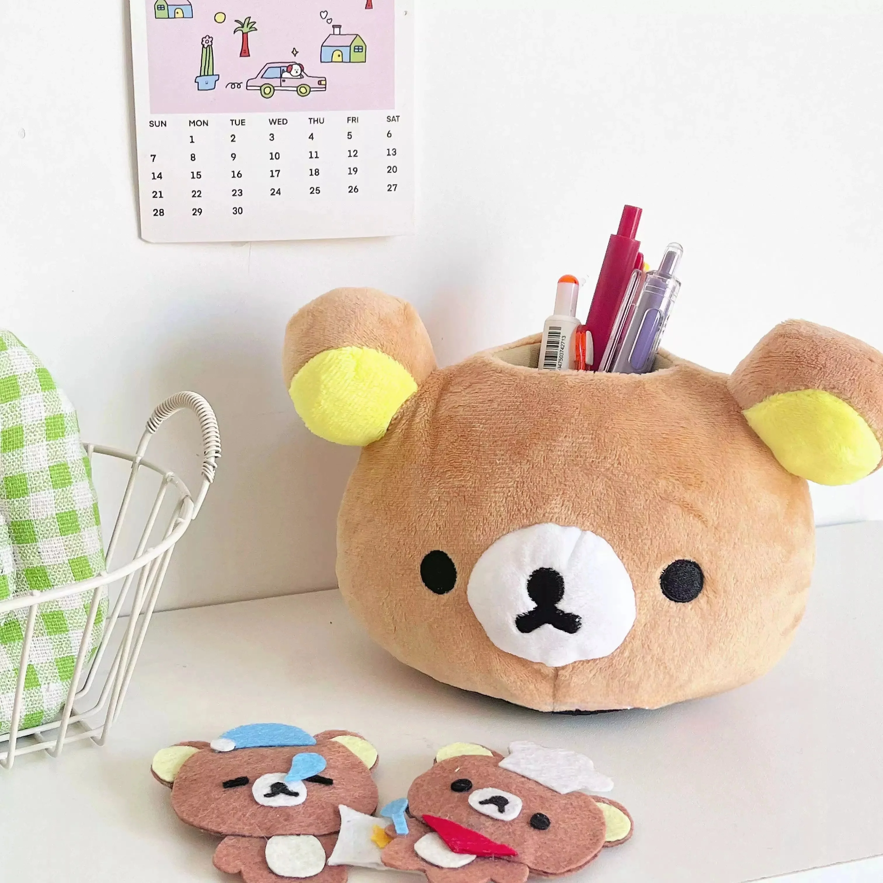 Cartoon Bear Head Pen Holder Pen Storage Antiskid Student Stationery Gift pen holder,stationery organizer