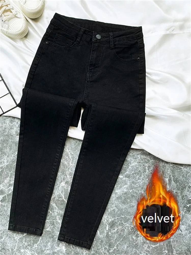 Black velvet