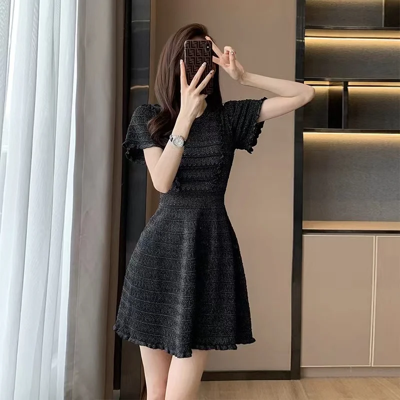 

2023 French Premium Sense Black Dress Women Short Sleeve Wave Edge Bright Silk Knit Dress Summer Elegant Casual Commuter Dress