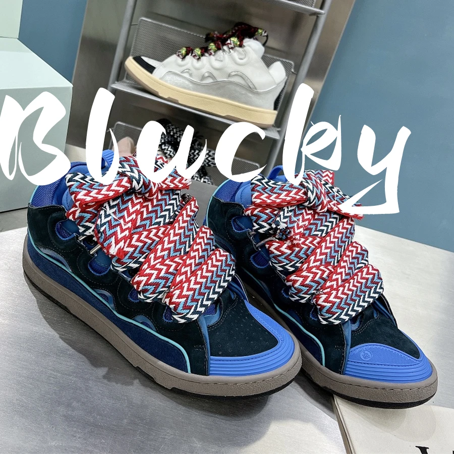 Рисунок 4 - Повседневная обувь для мужчин и женщин