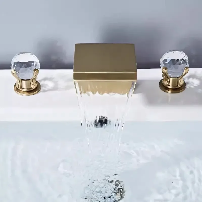 Slide image e4d410d90bc940a5a16fce2994d69eb8