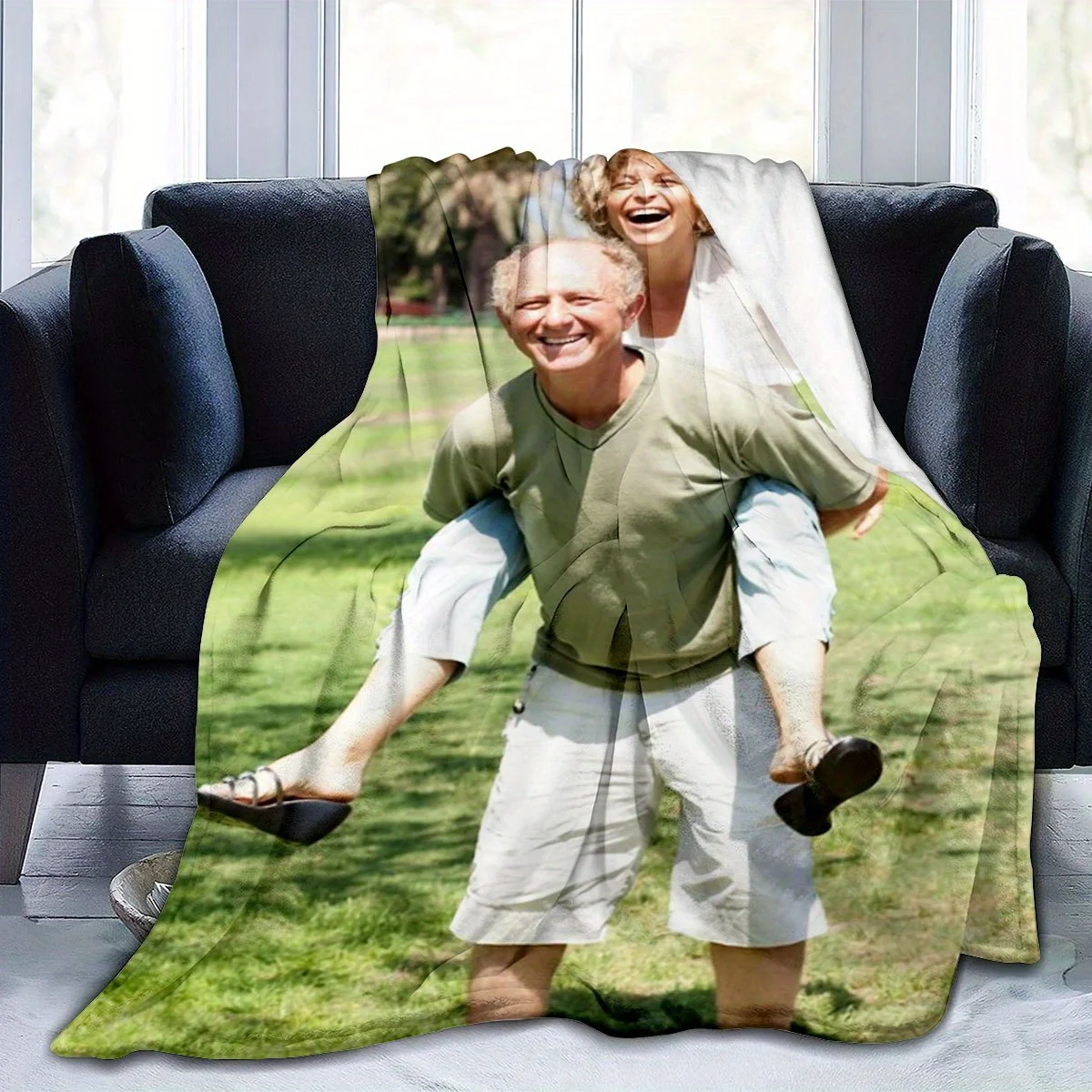 Customized Personalized Outdoor Blanket with Personal Photo Memories Flannel Blanket Suitable for Sofa Bed Office Car and Outdoor Travel Perfect for All Seasons Halloween Thanksgiving Birthdays Weddings Couples Valentine's Day Graduation Parties Holidays Ideal as Gift Men Women