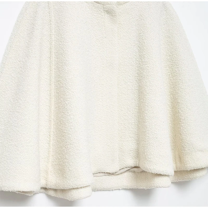 White Loose Short Cape Coat Women Autumn Winter Thick Single Buckle Batwing Sleeve Cloaks Jacket Lady Elegant Warm Outwear New