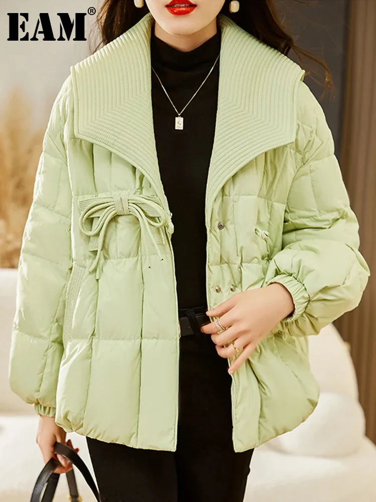 

[EAM] Loose Fit Green Buckle Big Size Down Jacket New Long Sleeve Warm Women Parkas Fashion Tide Autumn Winter 2024 1DH0494