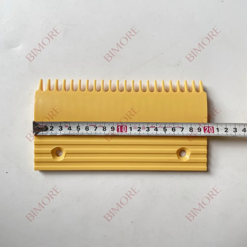 Escalator Plastic Comb Center L4731A 199*107*145 L199mm Hole Pitch 145mm 22 Teeth