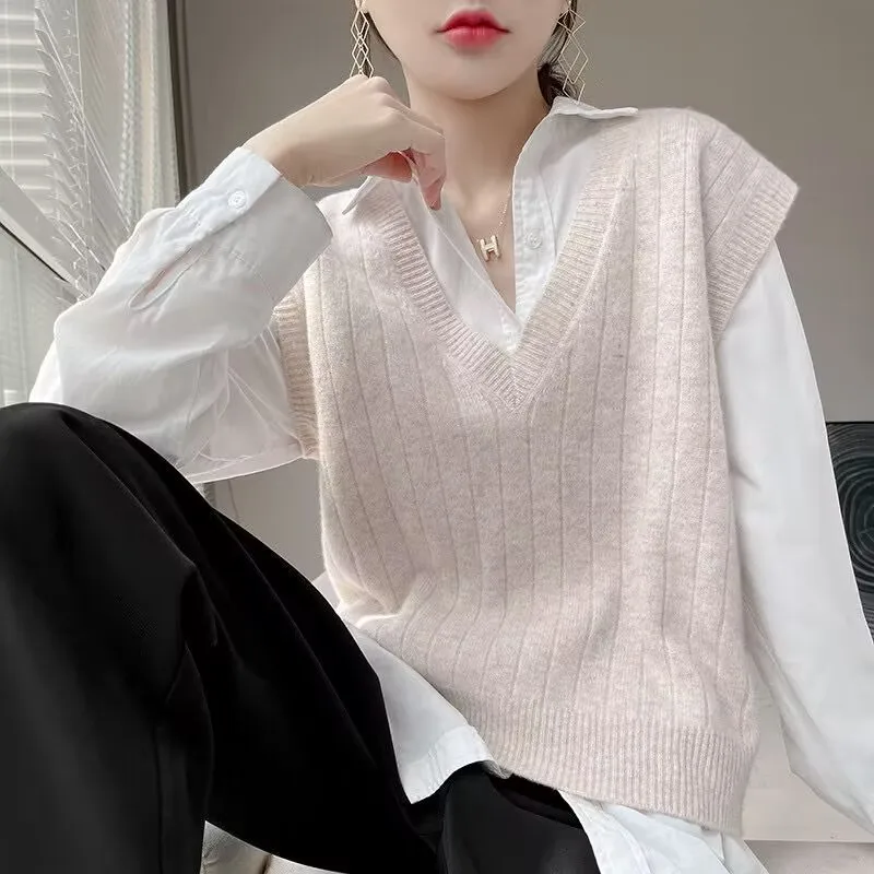 

Women's twisted pullover sweater vest Fall/Winter 2023 new loose fashion versatile V-neck vest Korean women's wool knit vest