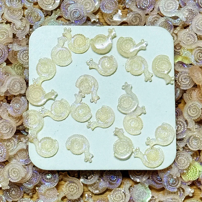 미니 무지개 빛깔 설탕 달팽이 수지 장식품 10×13mm 매니큐어 귀걸이용 DIY 액세서리 스크랩북 셰이커 프레임 배지 트레이