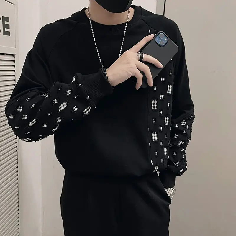 Fashion O-Neck Spliced Plaid Hole Casual Sweatshirts Men's Clothing 2024 Spring New Loose Korean Tops All-match Sweatshirts