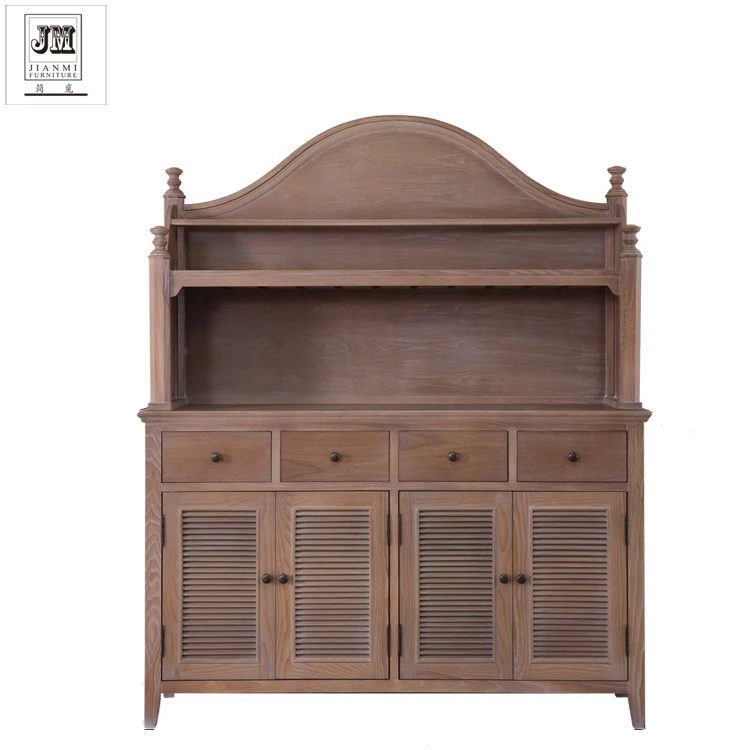 Рисунок 5 - Обеденные шкафы из массива дерева в американском стиле