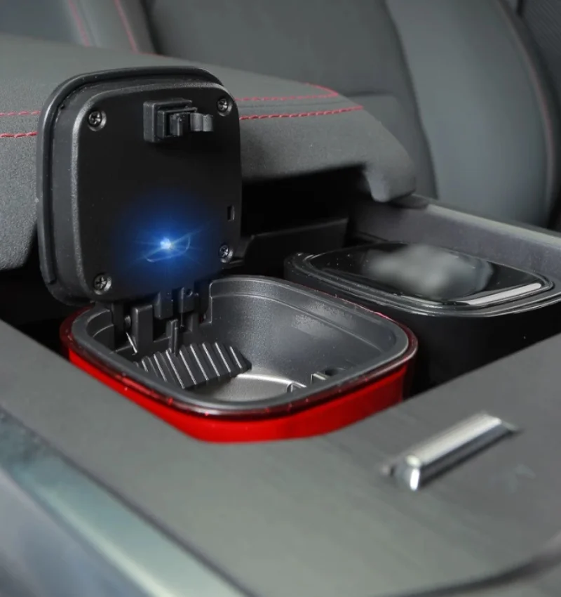 JETOUR 여행자 T2 2023-2024 LED 다기능 금속 크리스탈 재떨이, 조명 포함, 인테리어 수정 액세서리