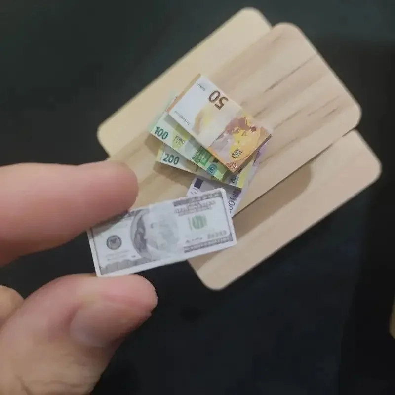 Fake Money Prop Toy 5PCS Dollar Euro Ticket Thumb-Sized Dollhouse Pocket Simulated Banknote Mini Fake Money Dollar Bills Prop Toy House Decoration