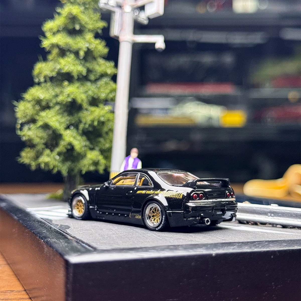 INNO 1:64 R33 다이캐스트 모형 자동차