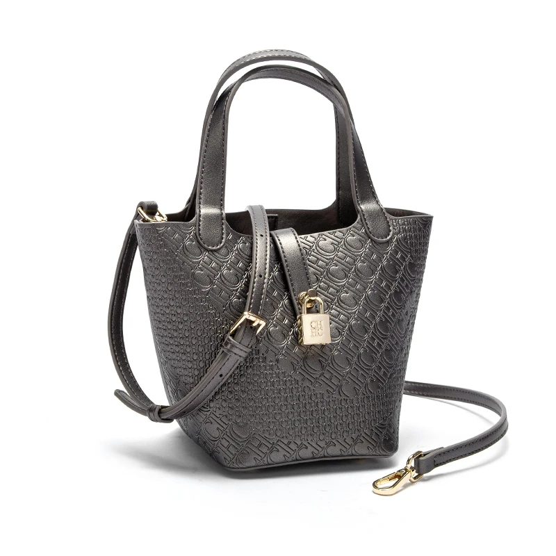 حقائب يد نسائية CH