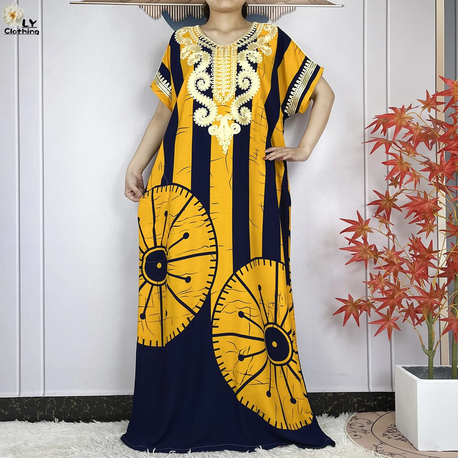 2024 Latest Style African Women Summer Short Sleeve Dubai Kaftan Stripe Printed Cotton Maxi Muslim Femme Loose Abaya Clothing 2