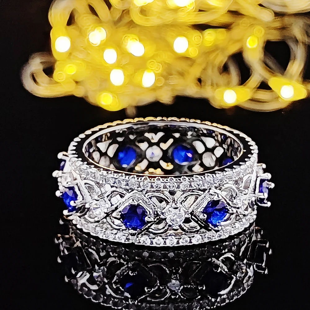 Elegant Vintage Gold & Silver Eternity Wedding Band for Women & Men - Perfect Gift