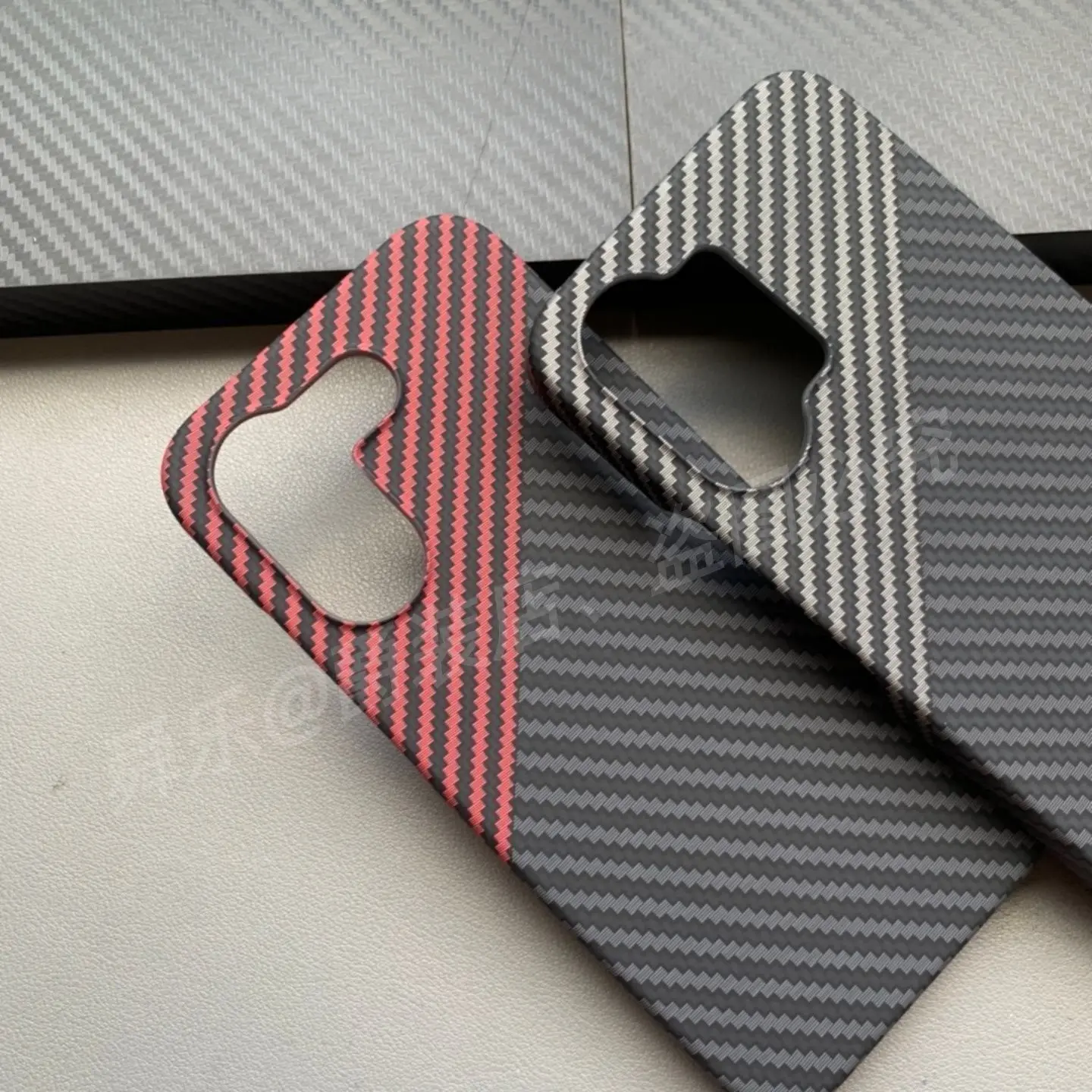 Frameless Carbon Fiber Stripe Acrylic Phone Case - Shockproof & Durable