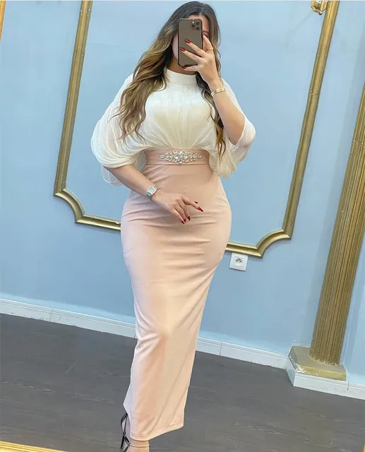 Abiti da sera corti eleganti personalizzati in velluto Guaina