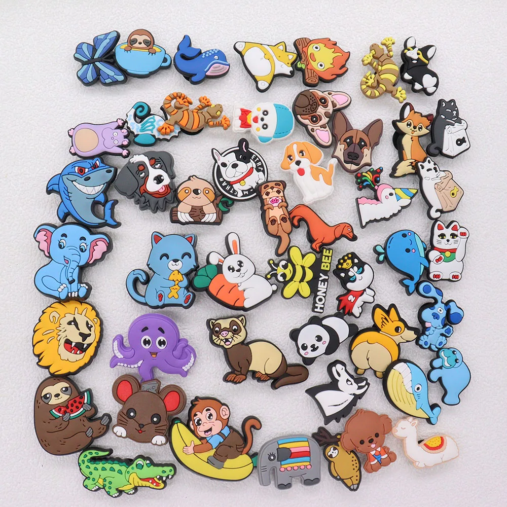 

1pcs PVC Animal Croc Jibz Fit Wristbands Dog Butterfly Lion Elephant Shark Rabbit Hole Slipper Decoration Shoe Accessories