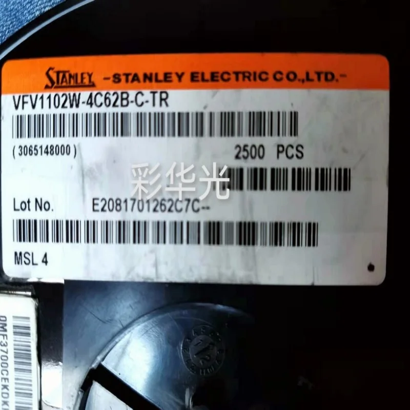 1206 오목 거울, 빨간색 밝은 LED 표시기, 100 개/VFV1102W-4C62B-C-TR