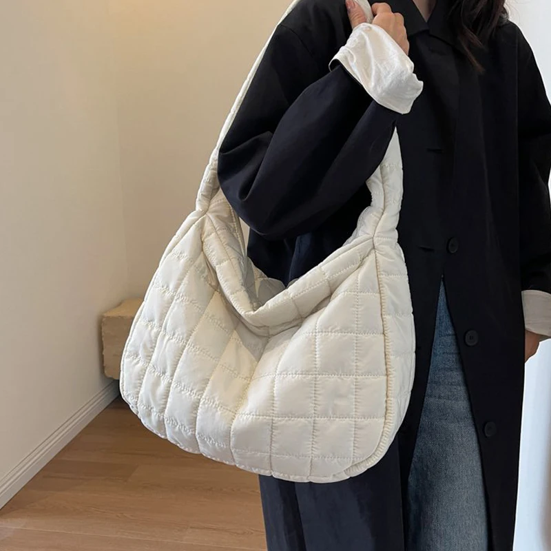 [NF]24FW★CUDDLE PADDED SHOULDER BAG CUDDLE PADDED SHOULDER BAG (BLACK)_F24ZE913 | ファッション