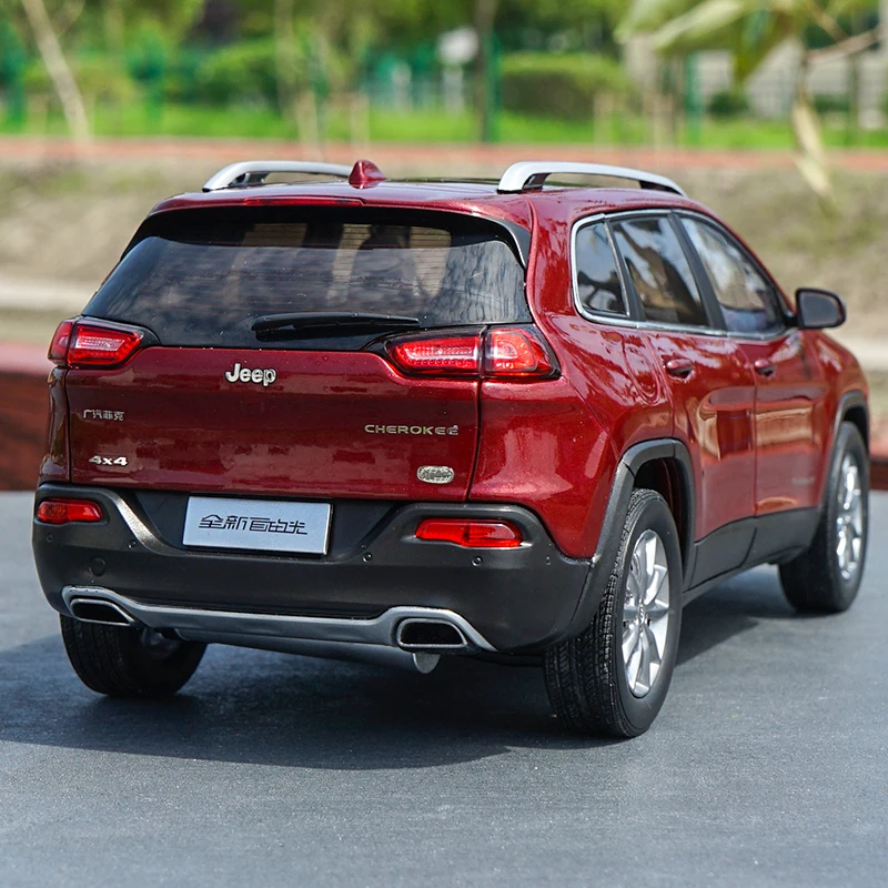 1:18 Gac Fick Brand New Jeep Free Light Jeep Cherokee Alloy Car