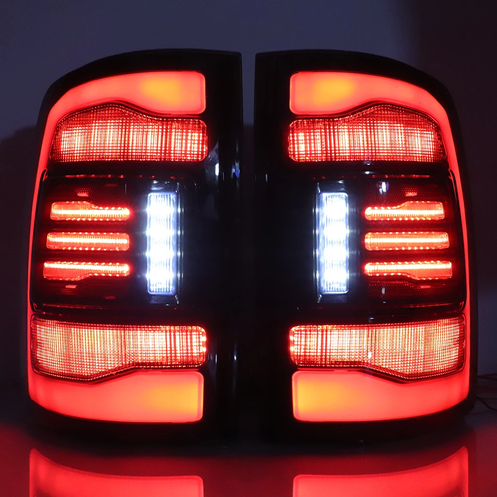 

2 шт., поворотники для Toyota Highlander 2020 2021, 12 В