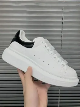 Women Flats Elegant Skateboard Shoes White Sneakers Thick Sole Inner Height Increasing Vulcanized Shoes For Men And Women 1