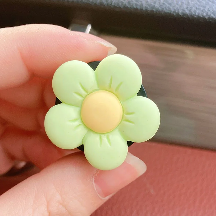 Floral Daisy Vent Clip Car Air Freshener & Interior Decoration Gift Set