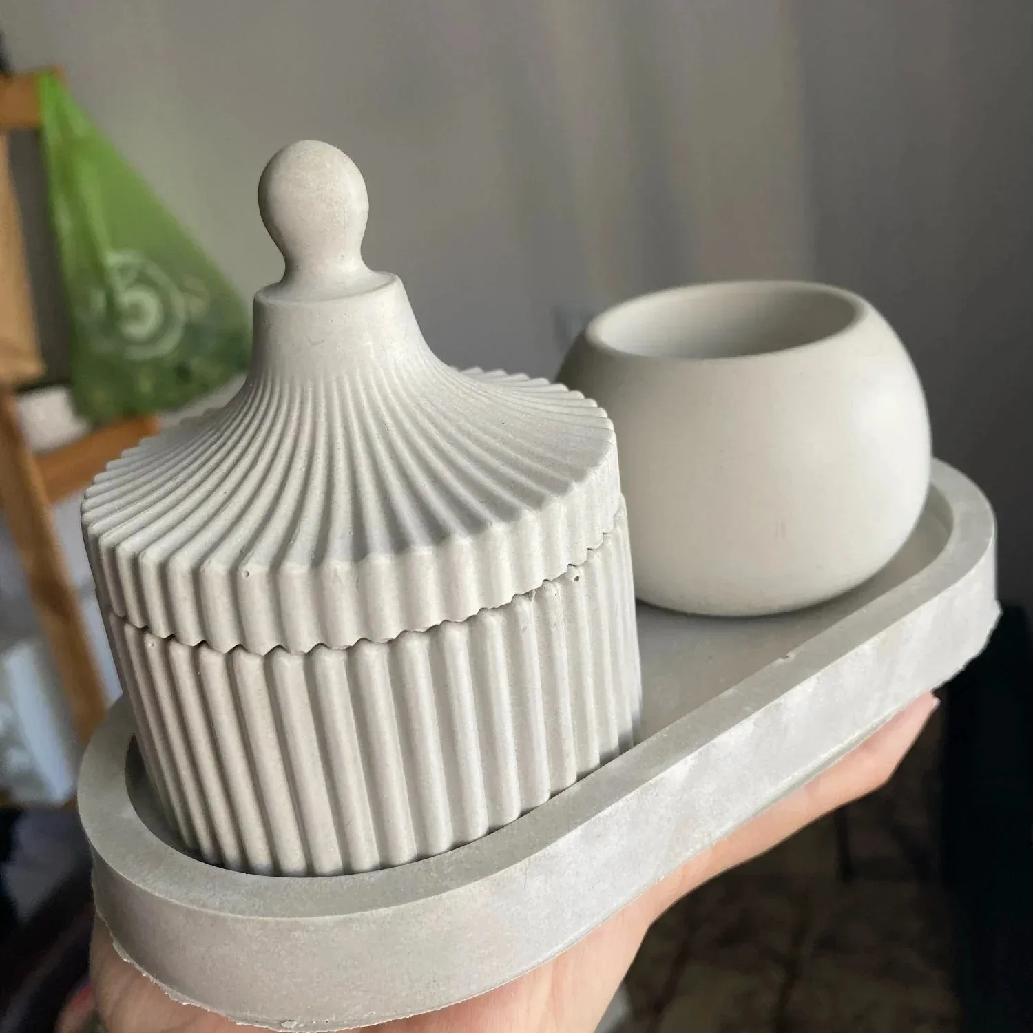 Description Picture 4 of itemDIY Flower Pot Concrete Mould Oval Tray Silicone Mold Storage Box Coaster Dish Gypsum Concrete Mold Craft HOME Decor