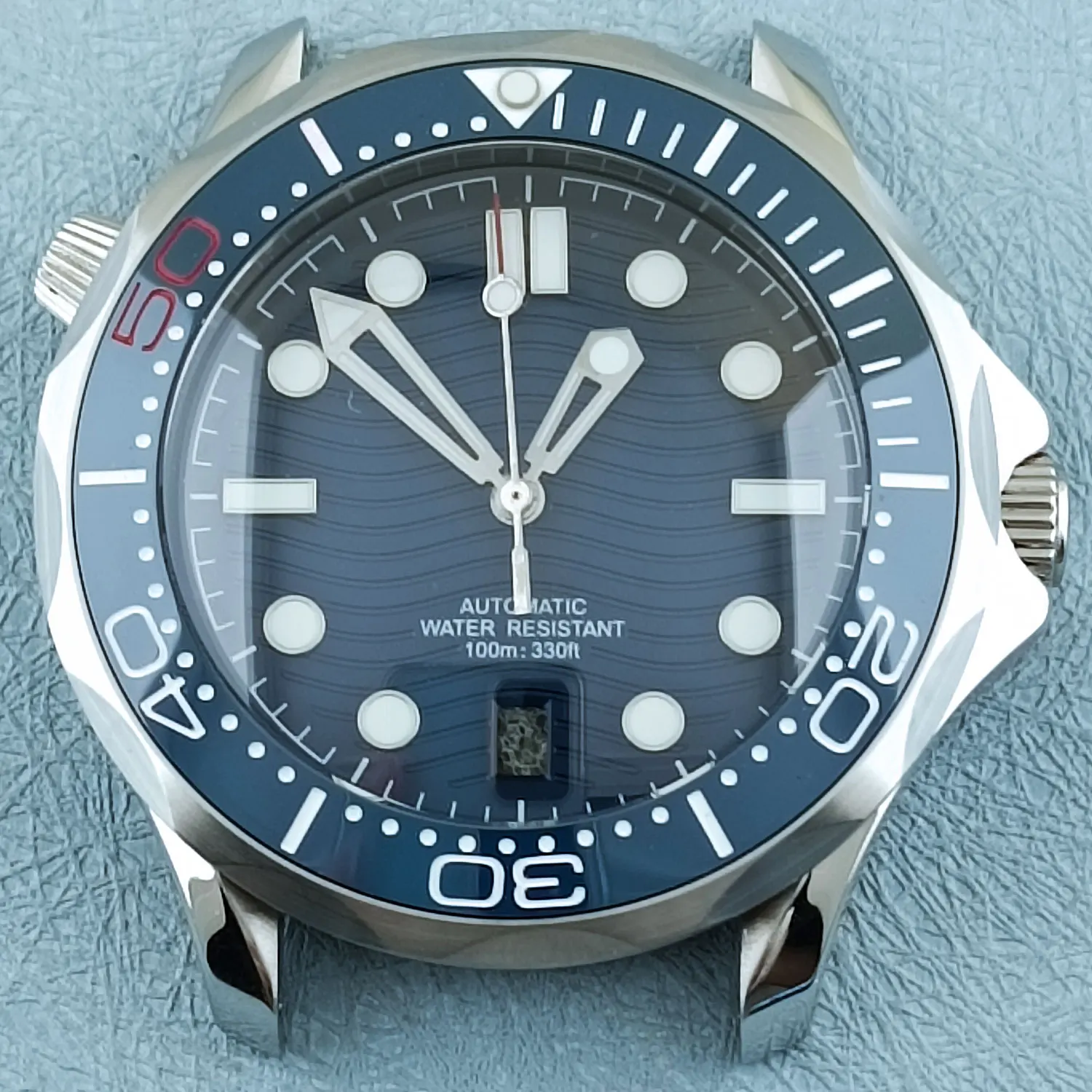 Stainless Steel Sapphire Diving Watch Case with Transparent Back and Waterproof Design