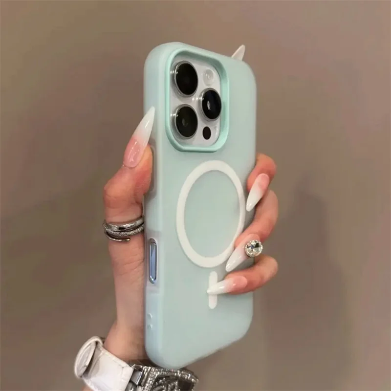 รูปสินค้า เคสซิลิโคน 2-in-1 ป้องกัน iPhone 16/15/14/13/12/11 พร้อมแม่เหล็ก