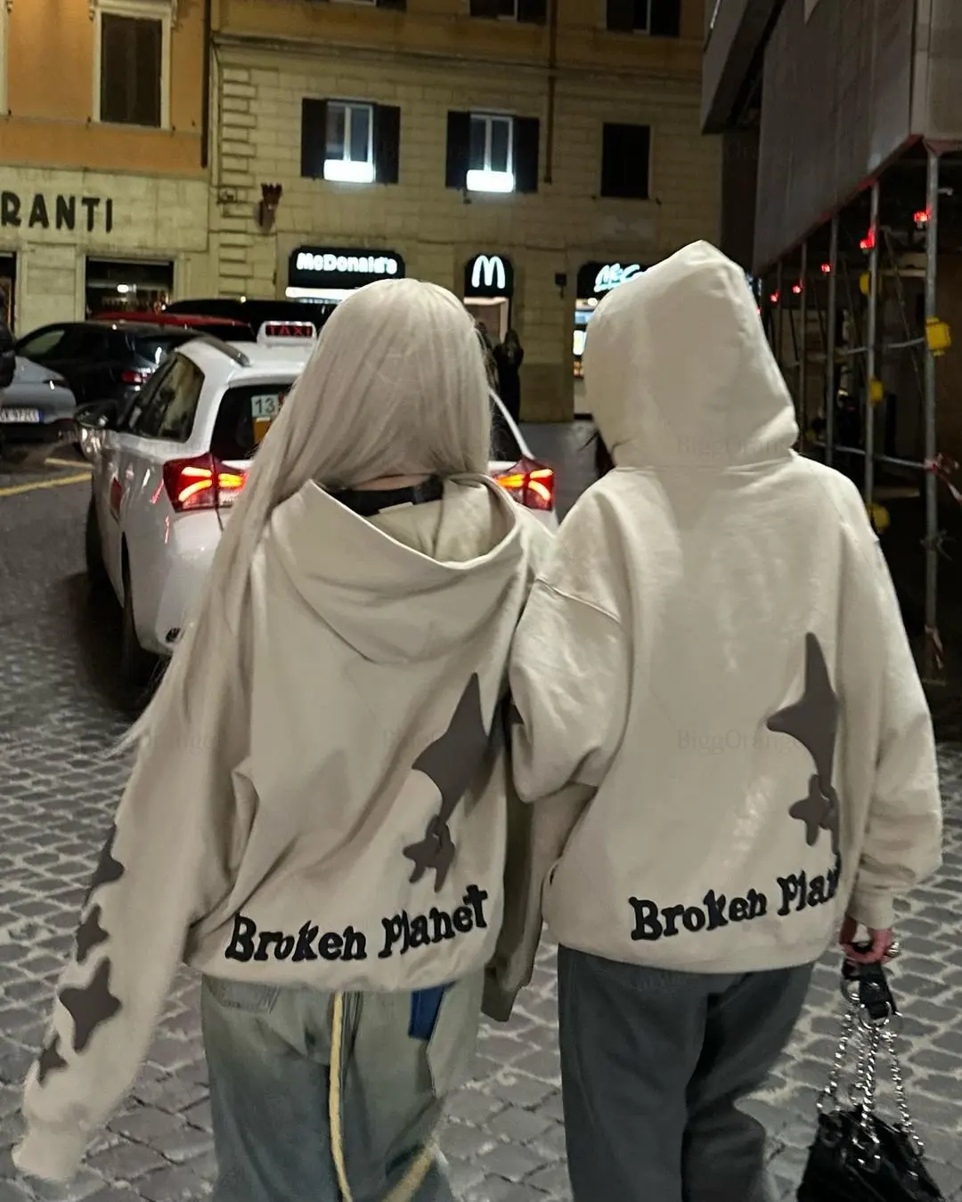 Рисунок 3 - Толстовка в стиле Харадзюку С надписью и буффами