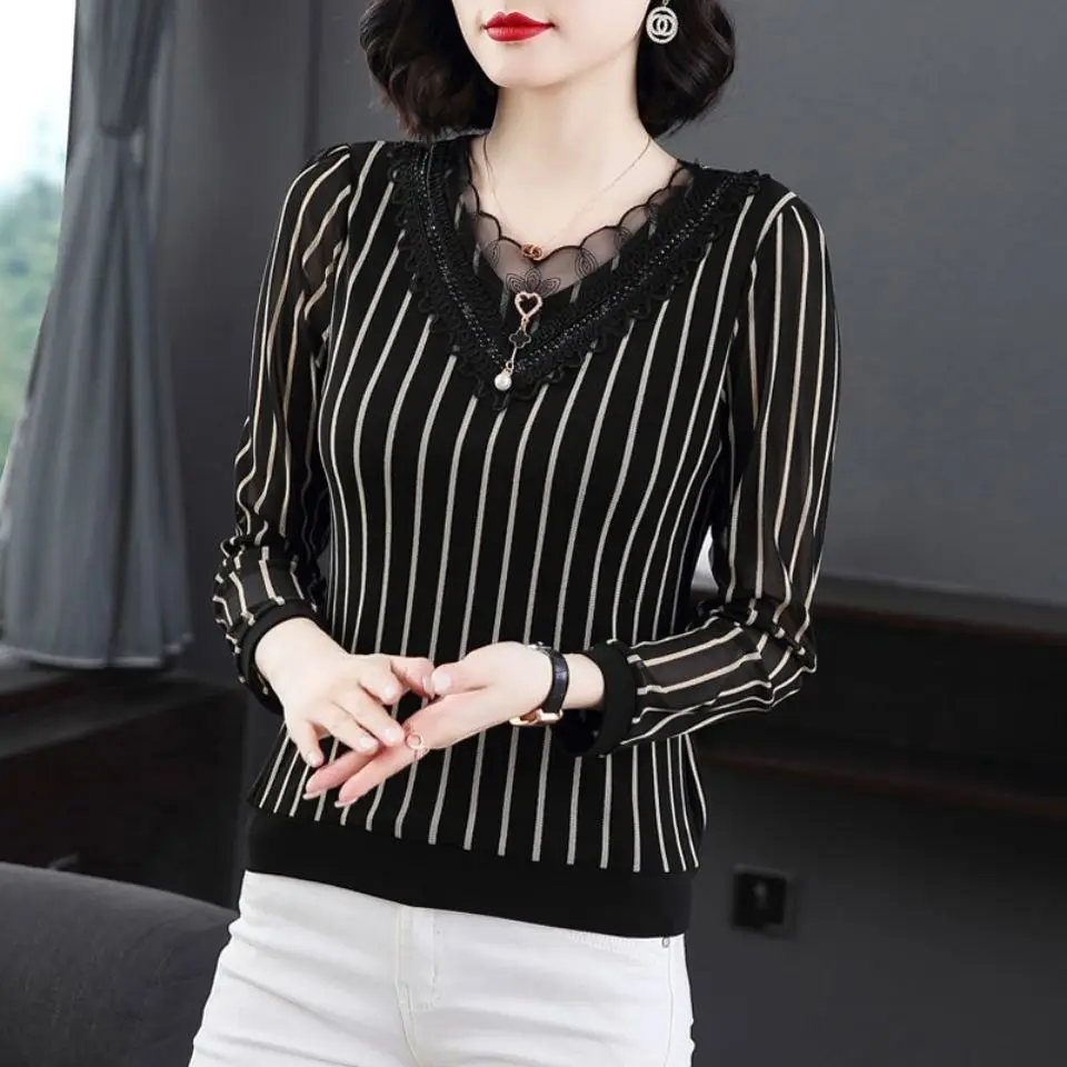 Plush and Thickened New Autumn/Winter Top Lace V-Neck Foreigner Bottom Striped Summer Middle Aged Women Long Sleeve T-shirt Tops