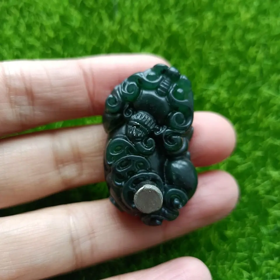 

Natural Jade Medicine King Stone Pendant Men's and Women's Money, Money, Transportation, Evil Spirits and Peace Pendant