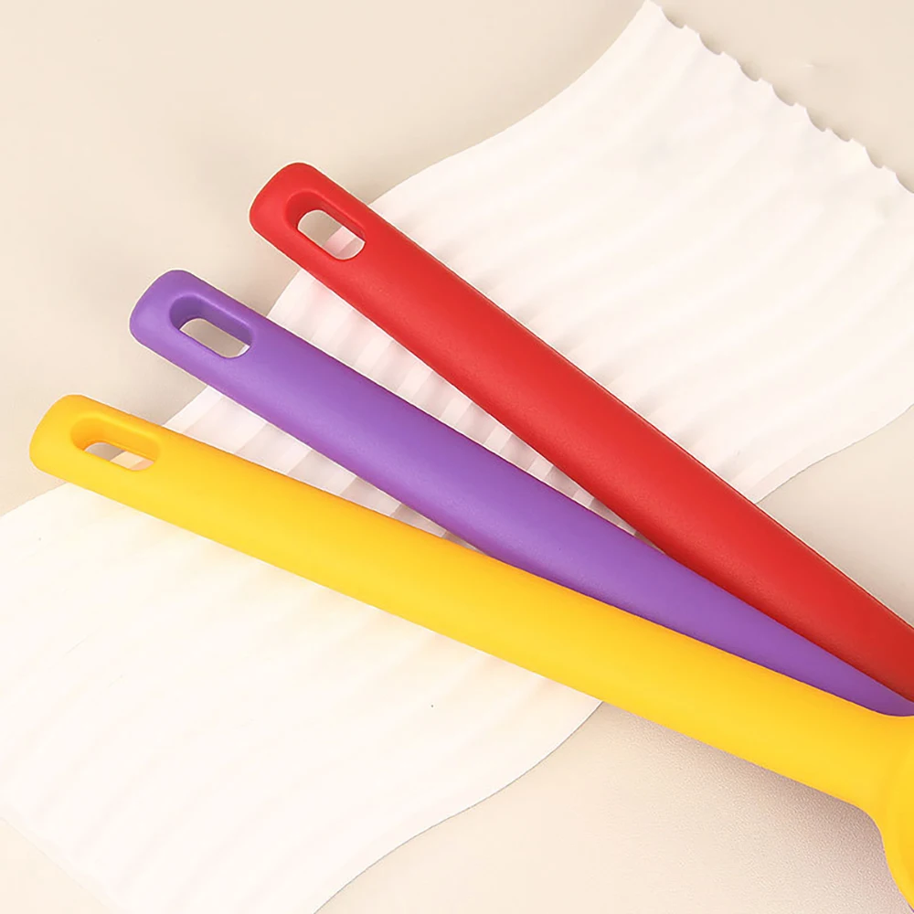 Silicone Salad Stirring Spoon Heat Resistant Shallow Mouthed Soup Spoon non Stick Pot Kitchen Baking Tool 1PC